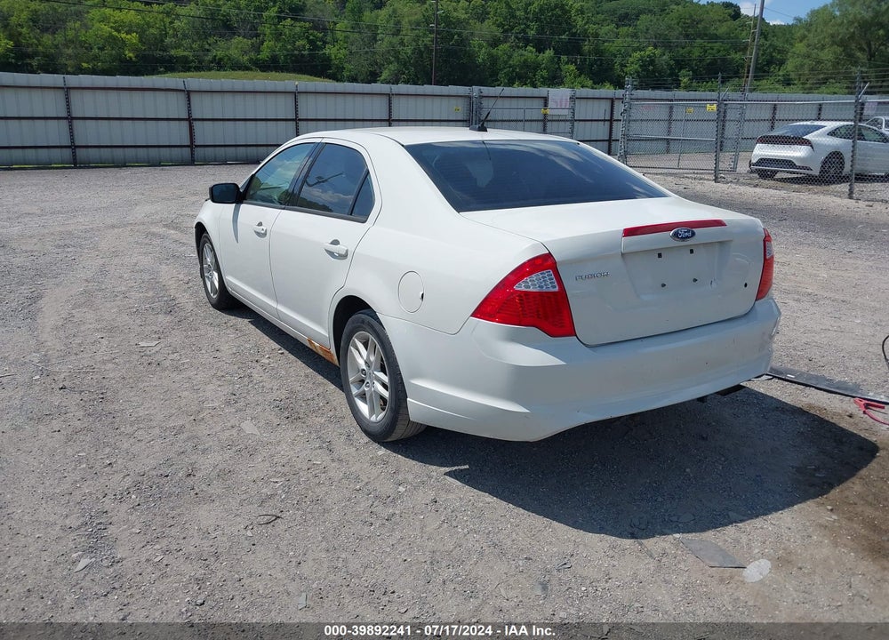 2010 FORD FUSION S VIN: 3FAHP0GA8AR395064