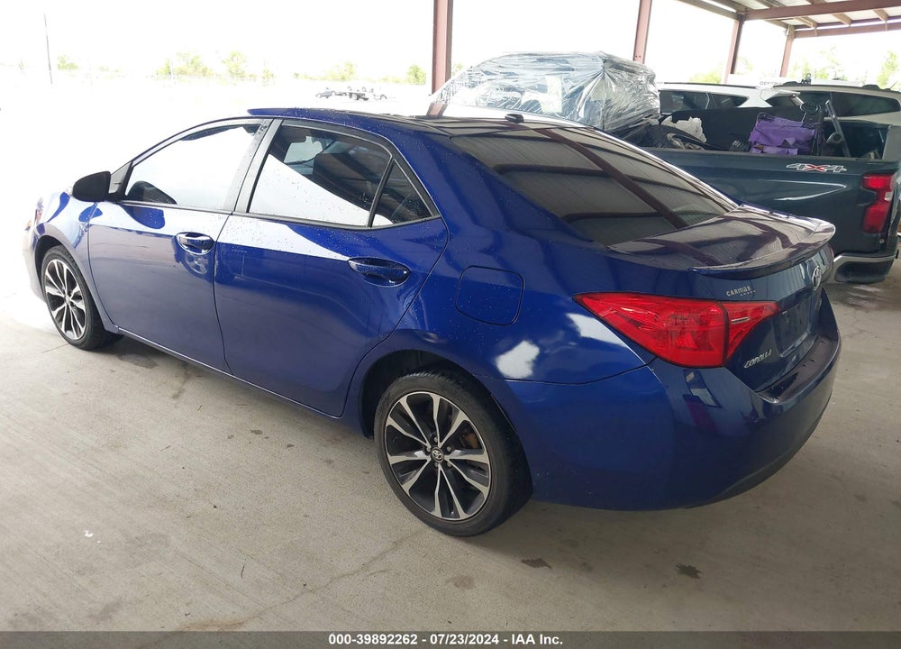 2018 TOYOTA COROLLA XSE VIN: 5YFBURHE7JP834727