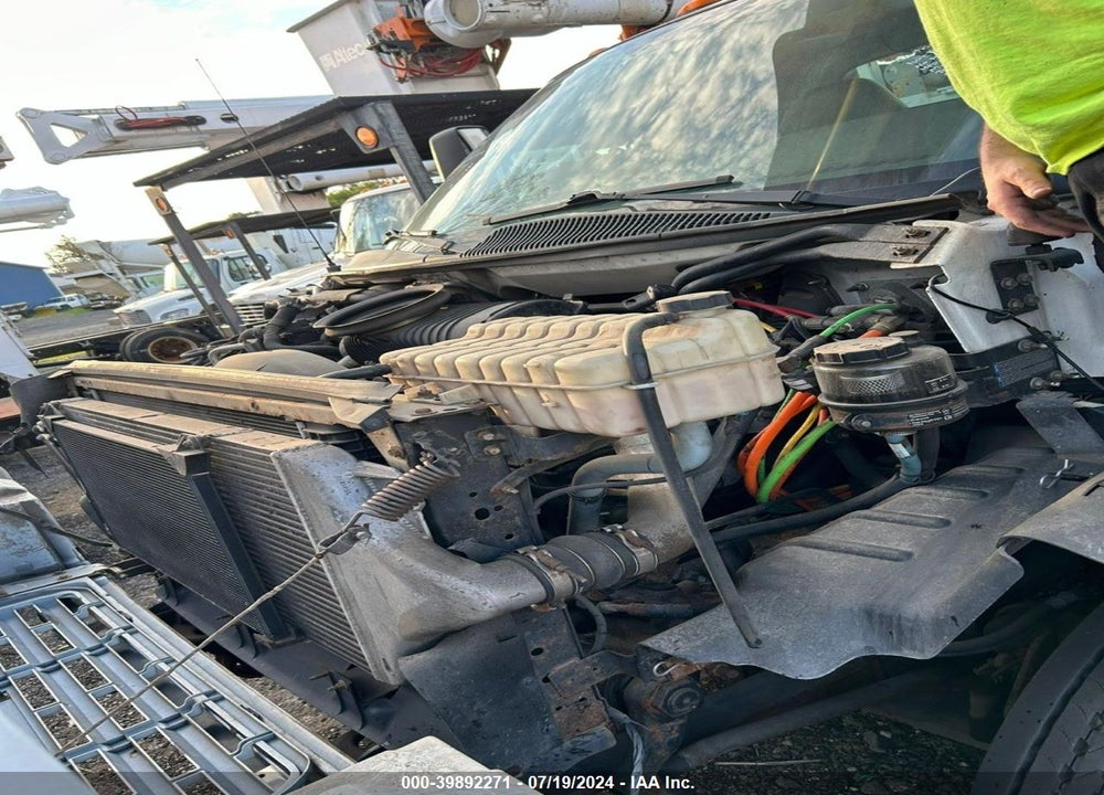 2009 GMC TC8500 VIN: 1GDP8C1B29F400768
