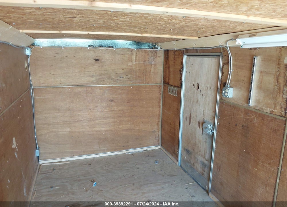 1993 WELLS CARGO --- VIN: 1WC200G21P2022634