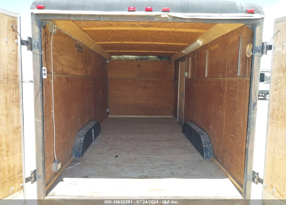 1993 WELLS CARGO --- VIN: 1WC200G21P2022634