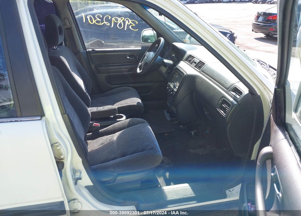 2001 HONDA CR-V EX VIN: JHLRD18611C030282
