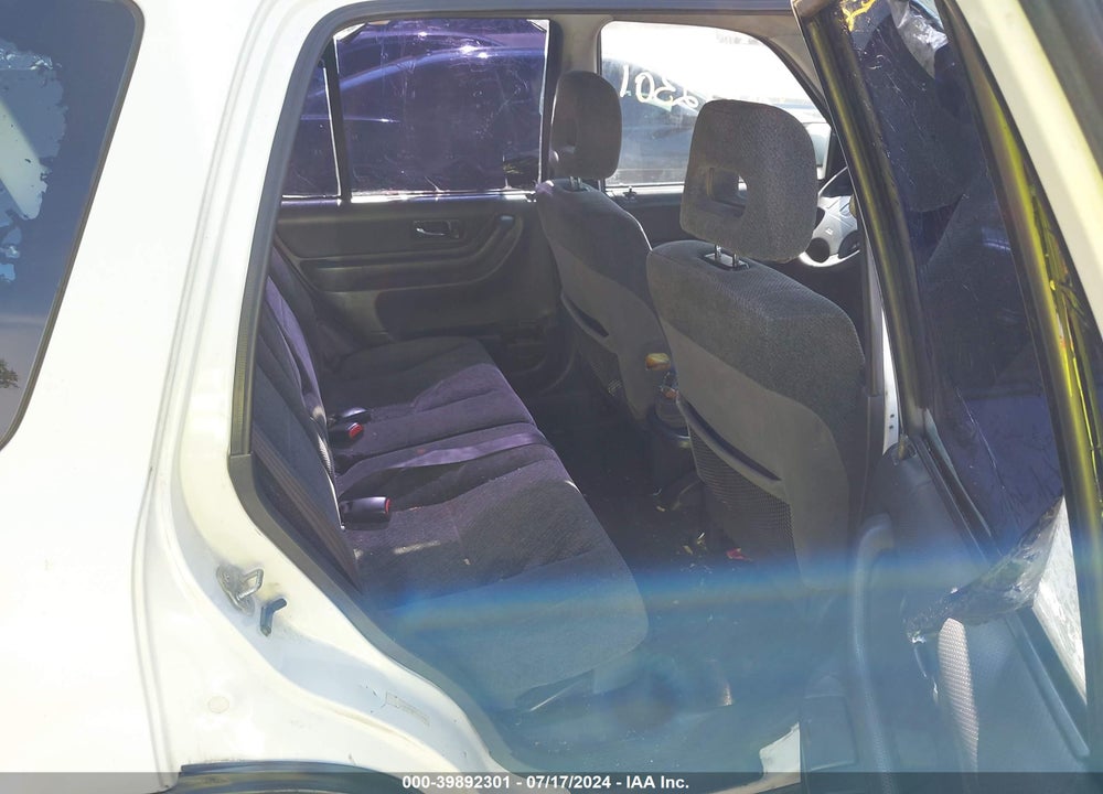 2001 HONDA CR-V EX VIN: JHLRD18611C030282