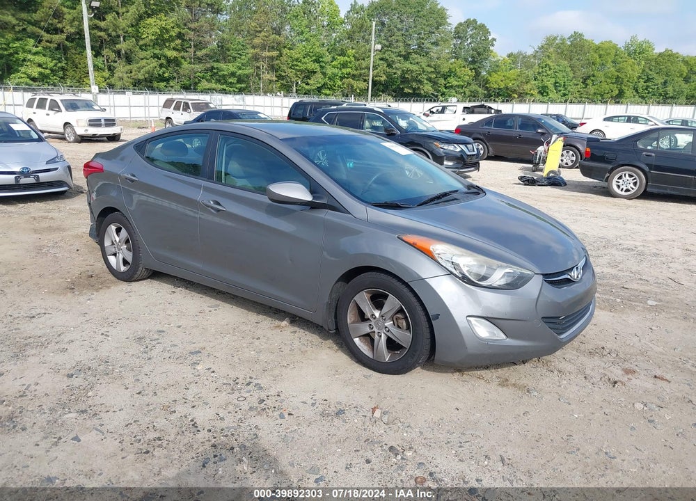 2013 HYUNDAI ELANTRA GLS VIN: 5NPDH4AE9DH330269
