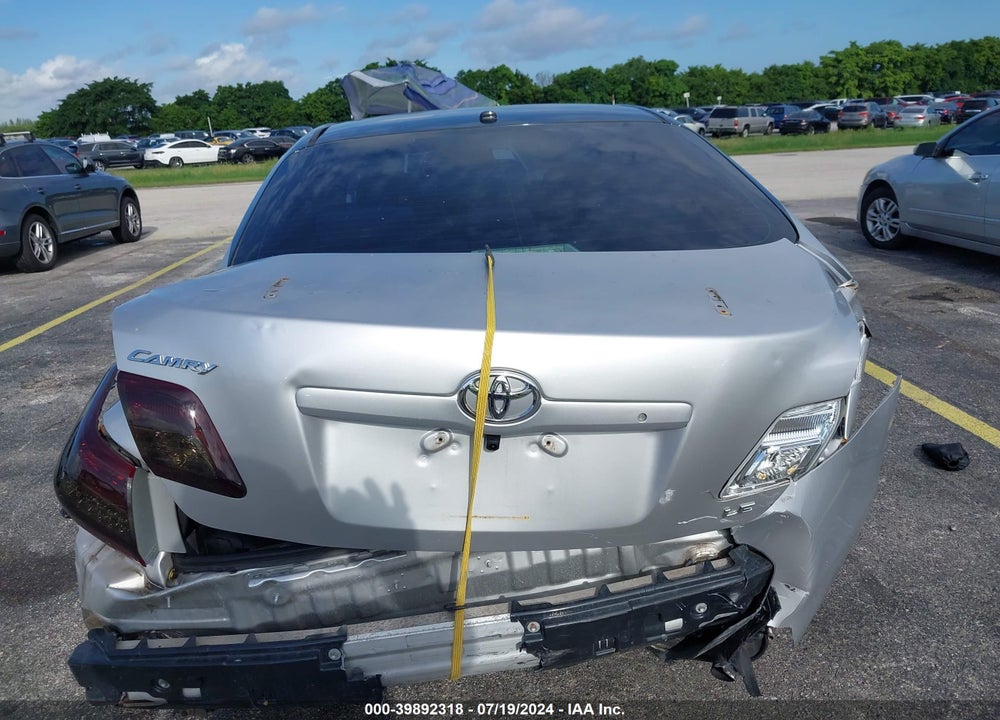 2011 TOYOTA CAMRY LE VIN: 4T1BF3EK2BU125608