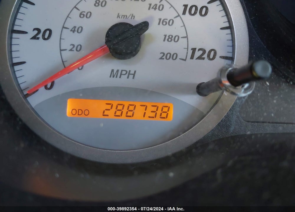 2005 TOYOTA RAV4 VIN: JTEGD20V550062068