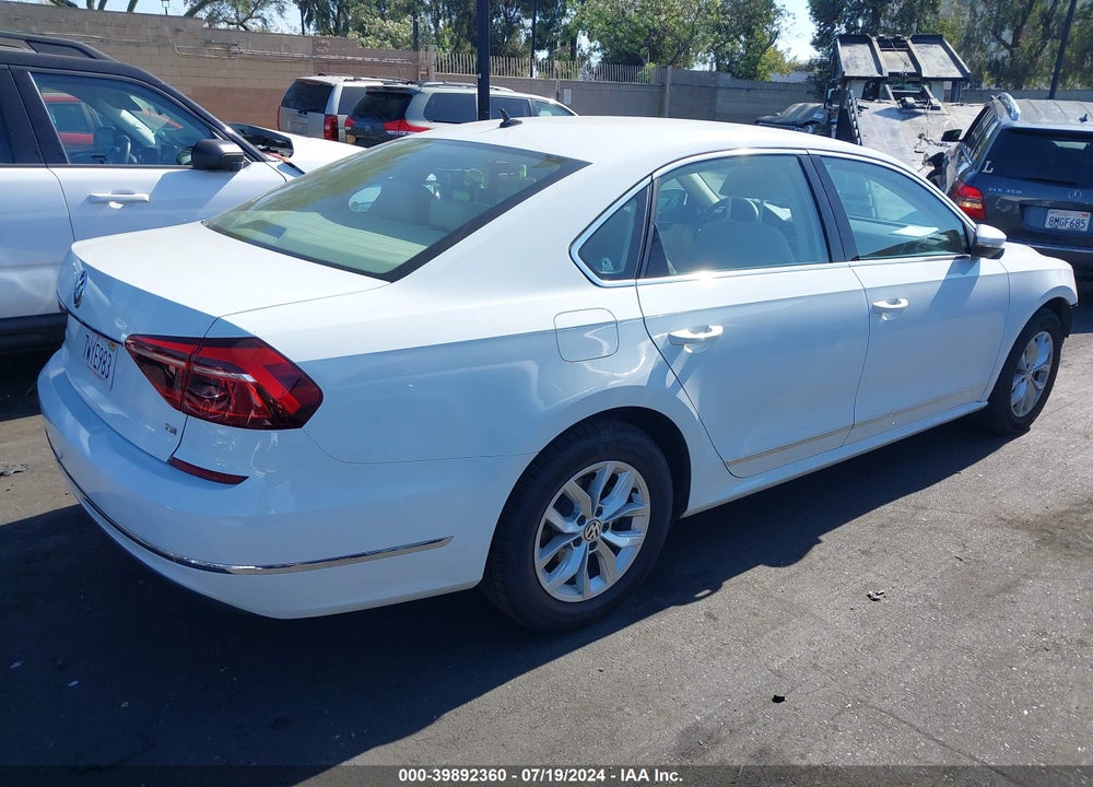2017 VOLKSWAGEN PASSAT 1.8T S VIN: 1VWAT7A32HC010257
