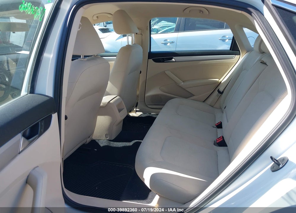 2017 VOLKSWAGEN PASSAT 1.8T S VIN: 1VWAT7A32HC010257