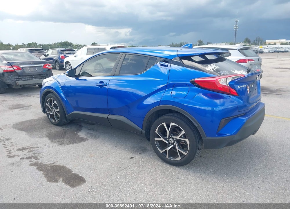 2021 TOYOTA C-HR XLE VIN: JTNKHMBX4M1107650