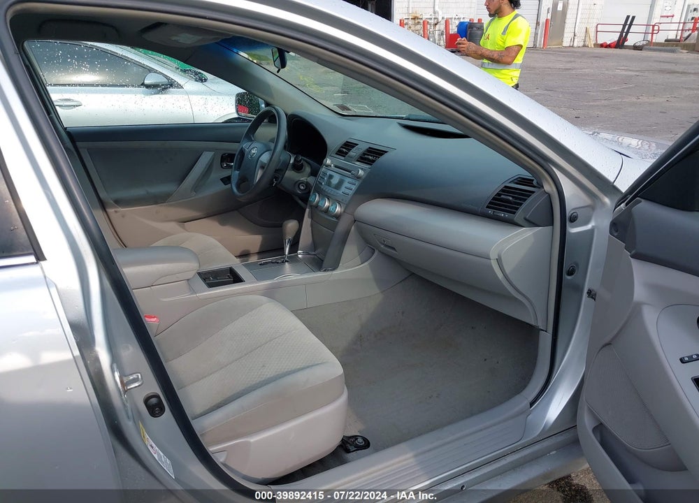 2009 TOYOTA CAMRY LE VIN: 4T4BE46K99R082599
