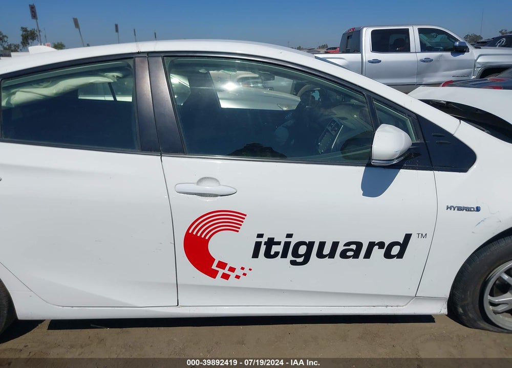 2020 TOYOTA PRIUS LE VIN: JTDKARFU4L3112212