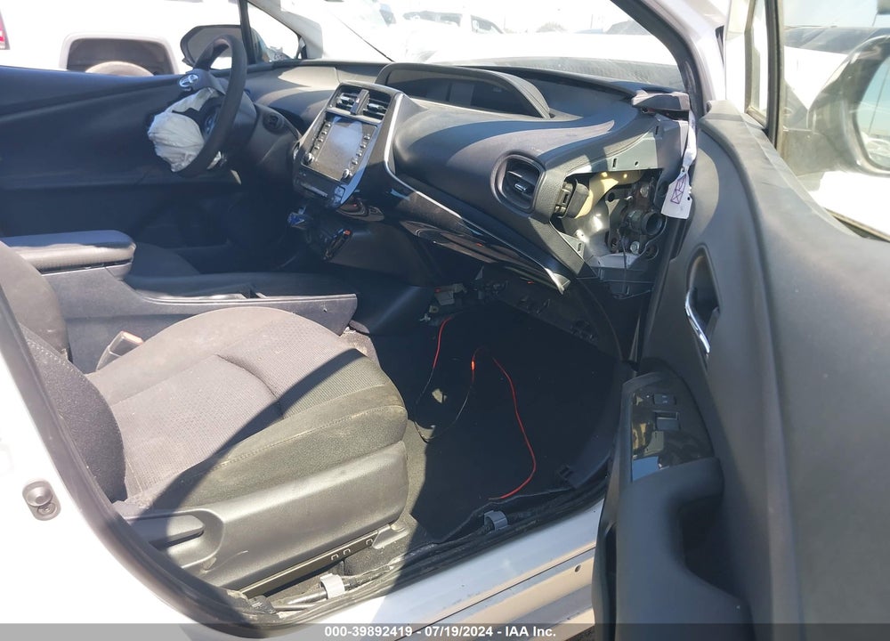 2020 TOYOTA PRIUS LE VIN: JTDKARFU4L3112212