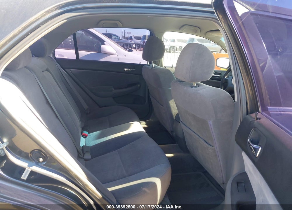 2004 HONDA ACCORD 2.4 LX VIN: JHMCM56364C002998