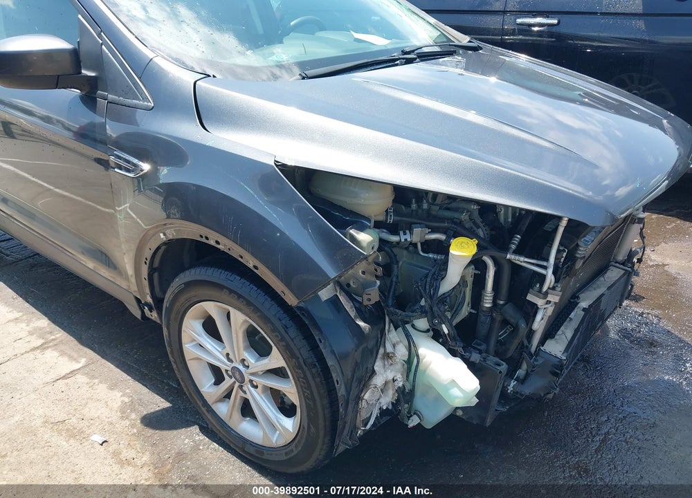2018 FORD ESCAPE SE VIN: 1FMCU0GD3JUB29284