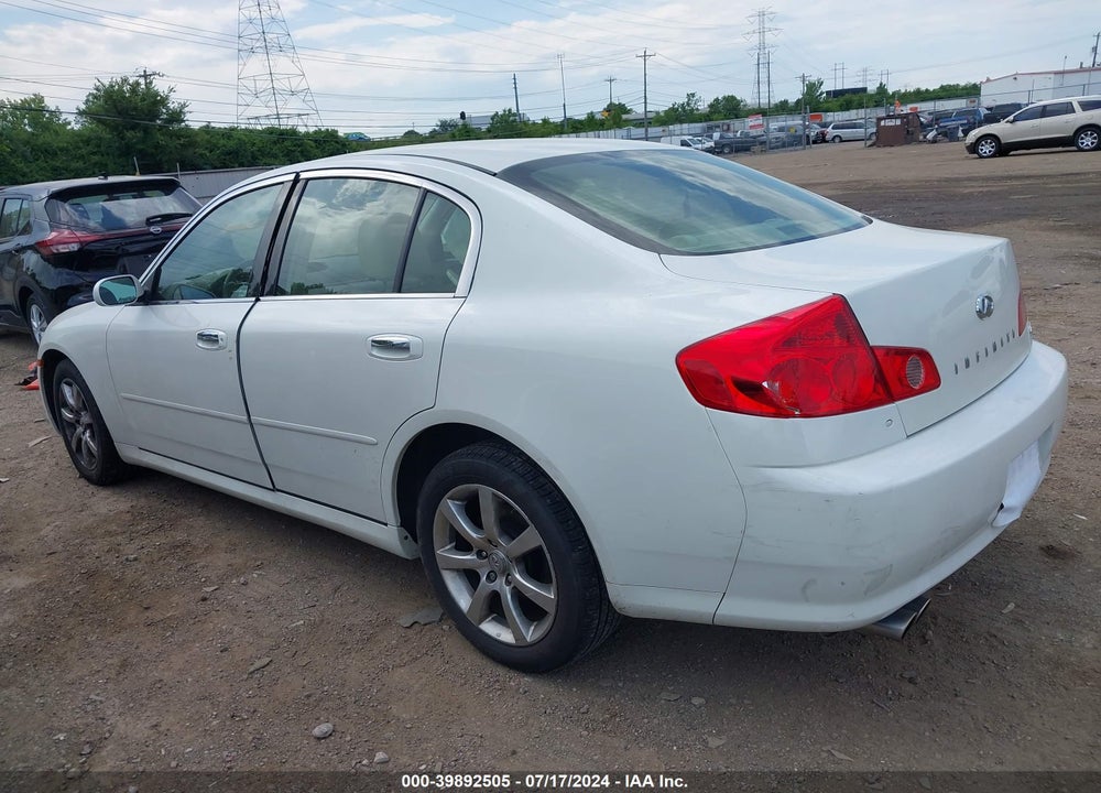 2005 INFINITI G35X VIN: JNKCV51FX5M302585