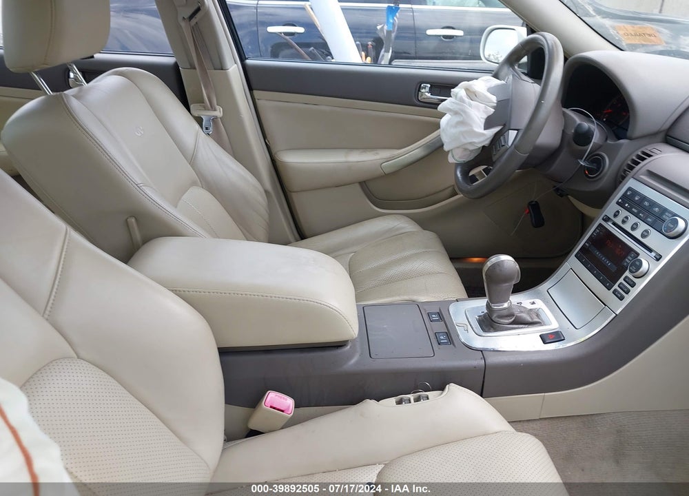 2005 INFINITI G35X VIN: JNKCV51FX5M302585