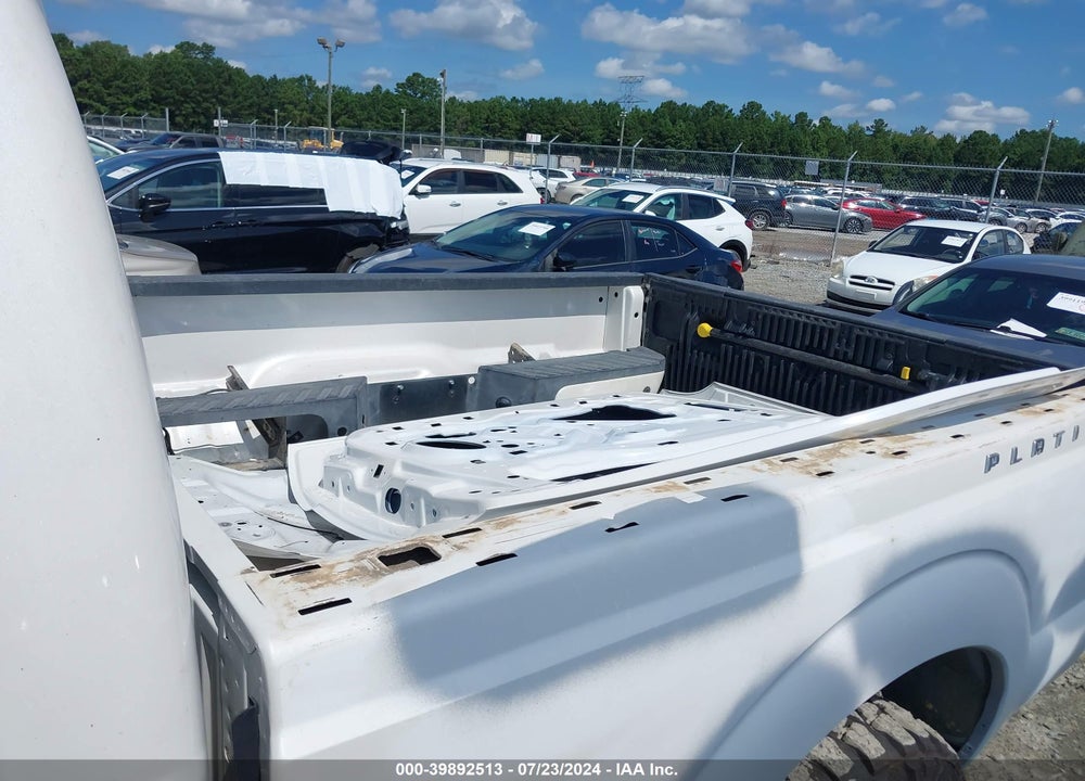 2015 FORD F-350 LARIAT VIN: 1FT8W3BT7FEC86824
