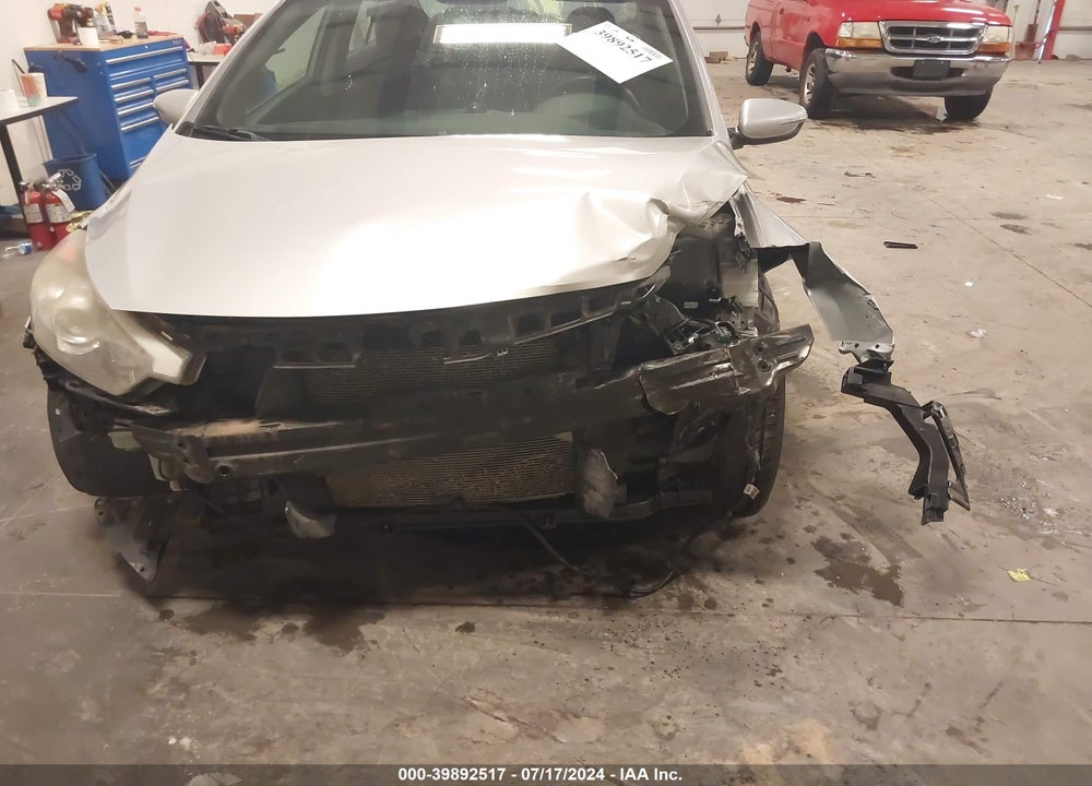 2015 KIA FORTE LX VIN: KNAFX4A6XF5435908
