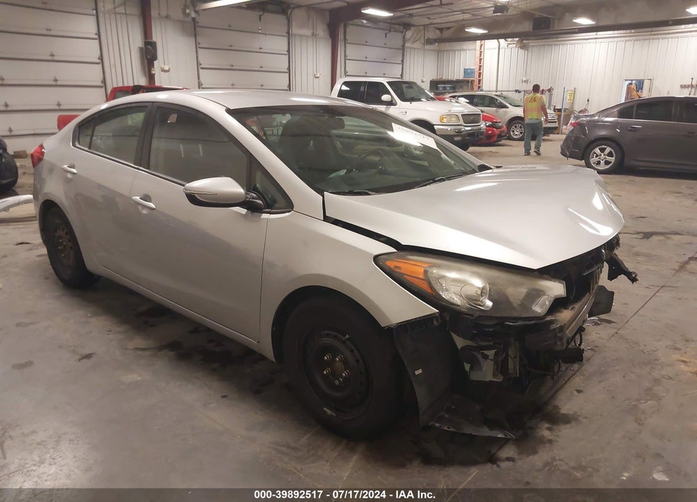 2015 KIA FORTE LX VIN: KNAFX4A6XF5435908