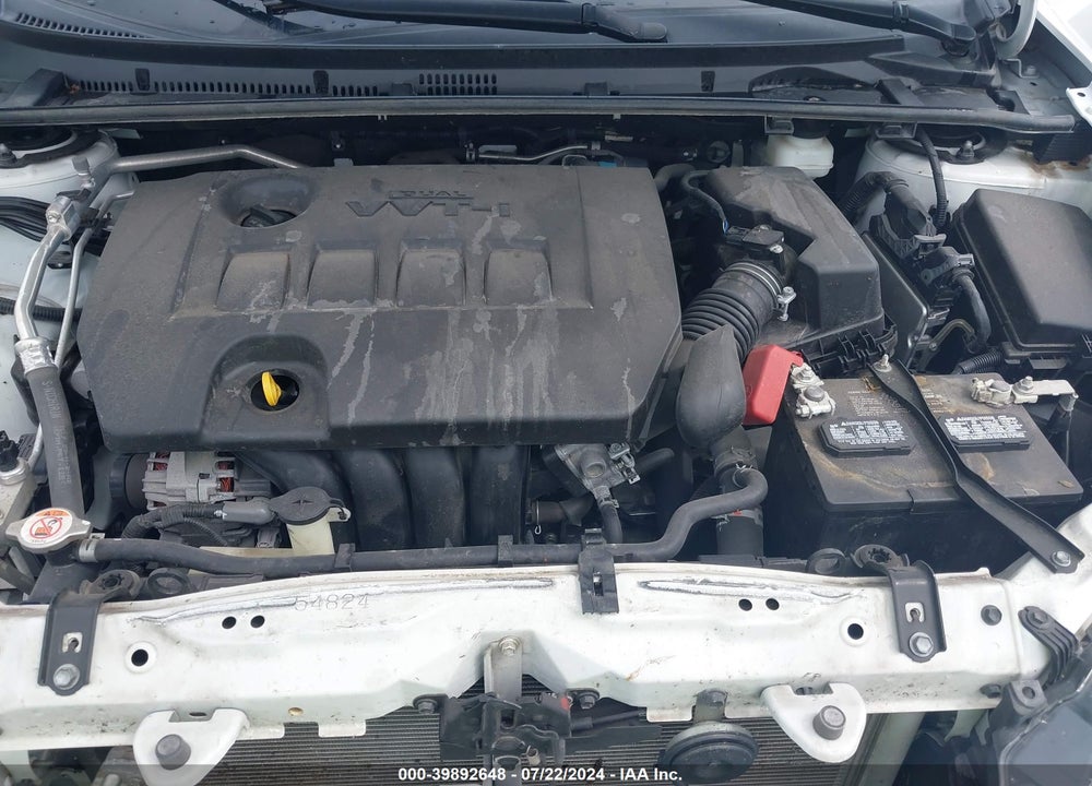 2019 TOYOTA COROLLA LE VIN: 2T1BURHE7KC226594