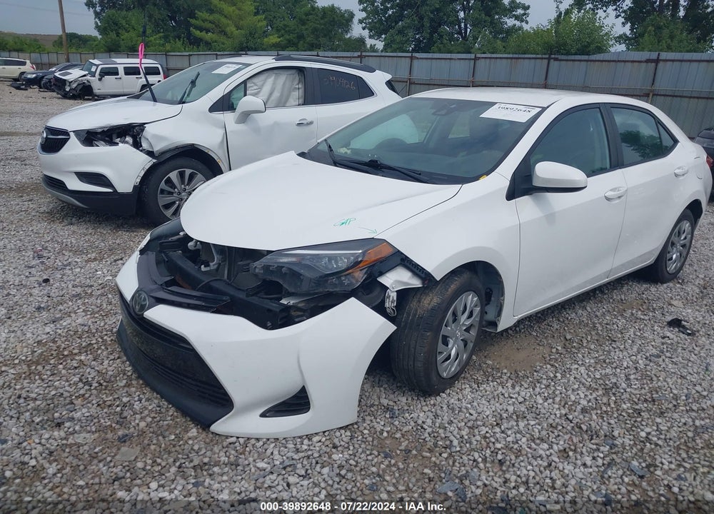 2019 TOYOTA COROLLA LE VIN: 2T1BURHE7KC226594