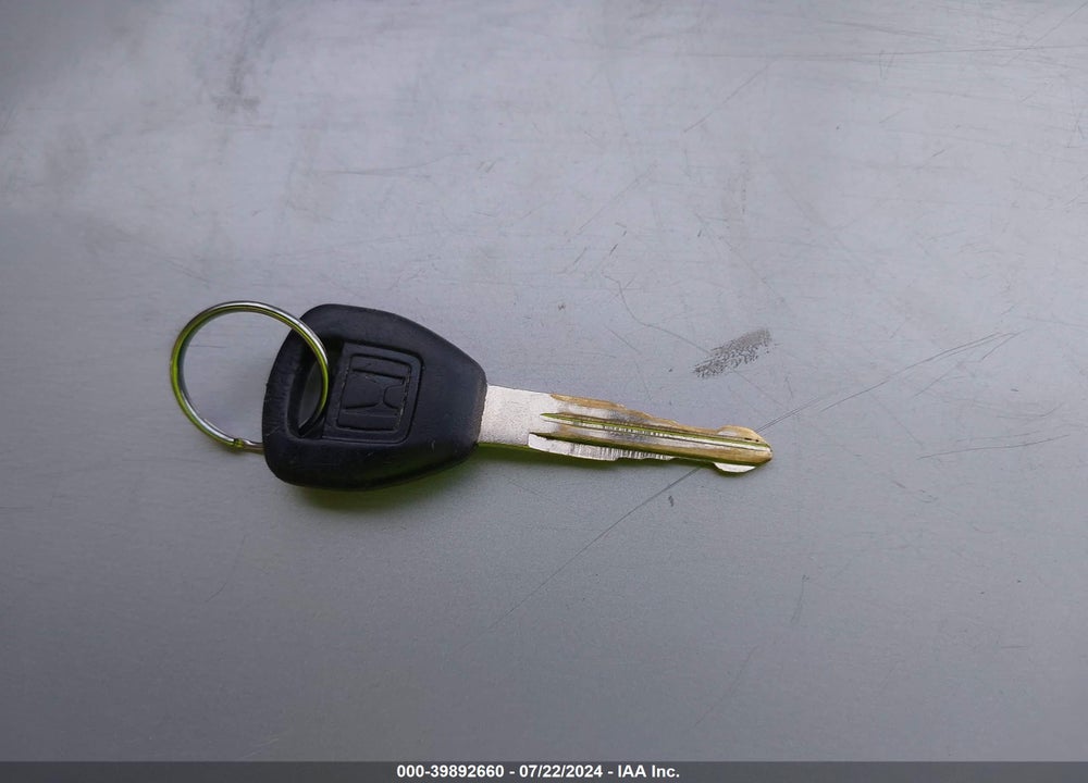 2002 HONDA ACCORD 3.0 EX VIN: 1HGCG22582A035865