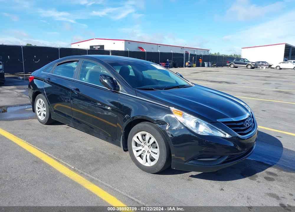 2013 HYUNDAI SONATA GLS VIN: 5NPEB4AC0DH565907