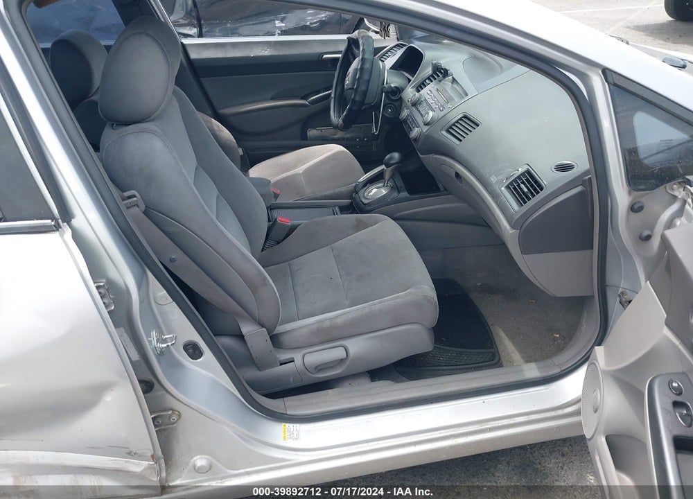 2008 HONDA CIVIC SDN LX VIN: 1HGFA16508L041725