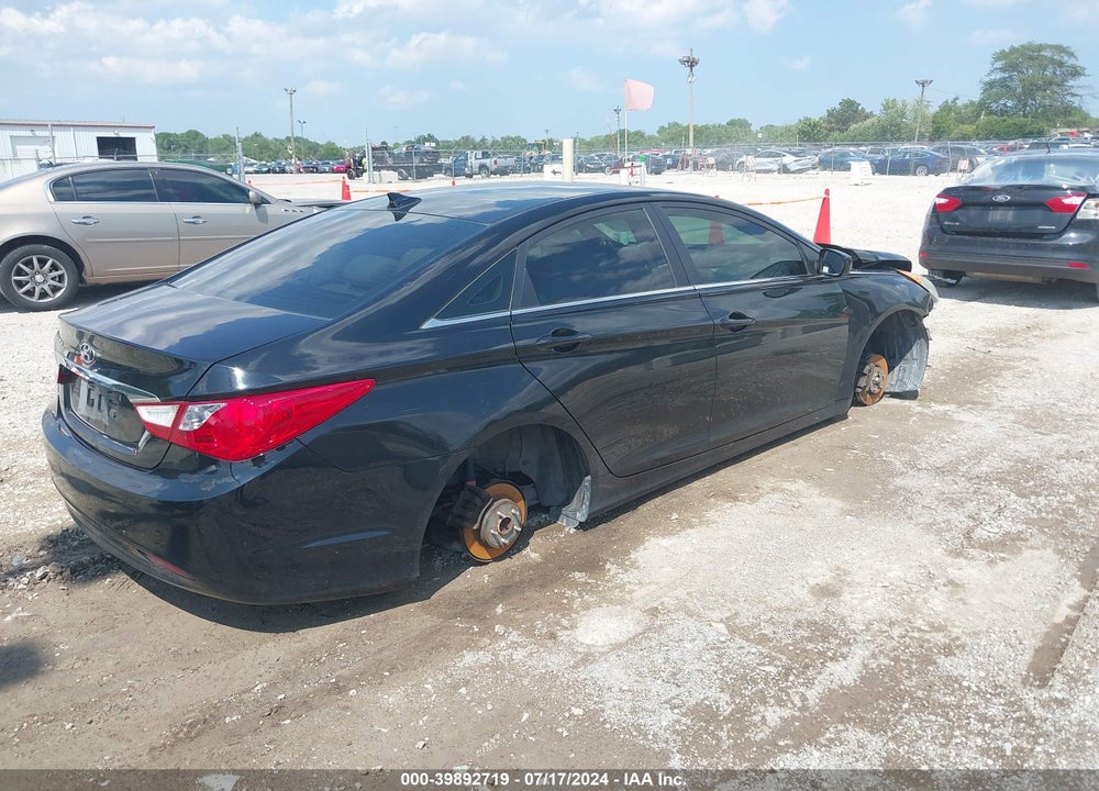 2012 HYUNDAI SONATA GLS VIN: 5NPEB4ACXCH482046