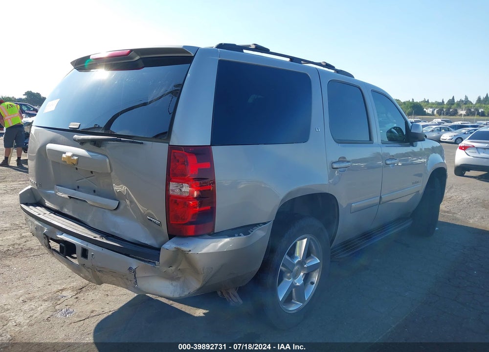 2008 CHEVROLET TAHOE LT VIN: 1GNFK13078J182444
