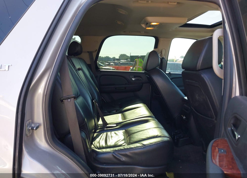 2008 CHEVROLET TAHOE LT VIN: 1GNFK13078J182444