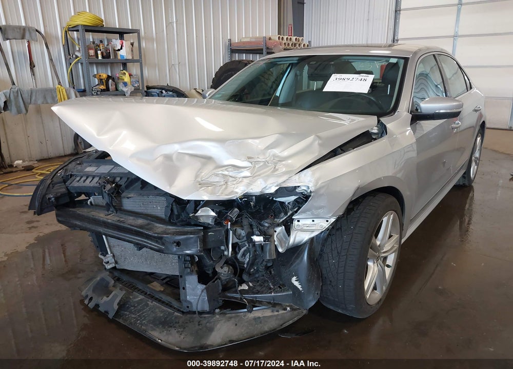 2015 VOLKSWAGEN PASSAT 1.8T SE VIN: 1VWBT7A36FC043182