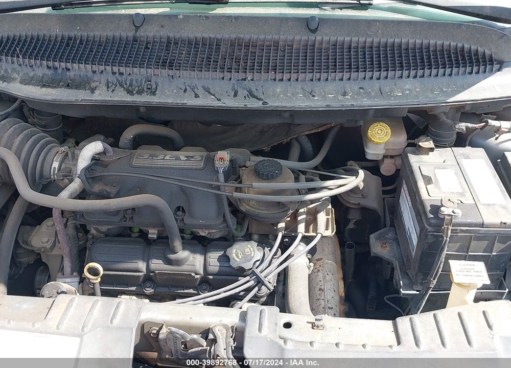 2005 CHRYSLER TOWN & COUNTRY LX VIN: 2C4GP44R15R232386
