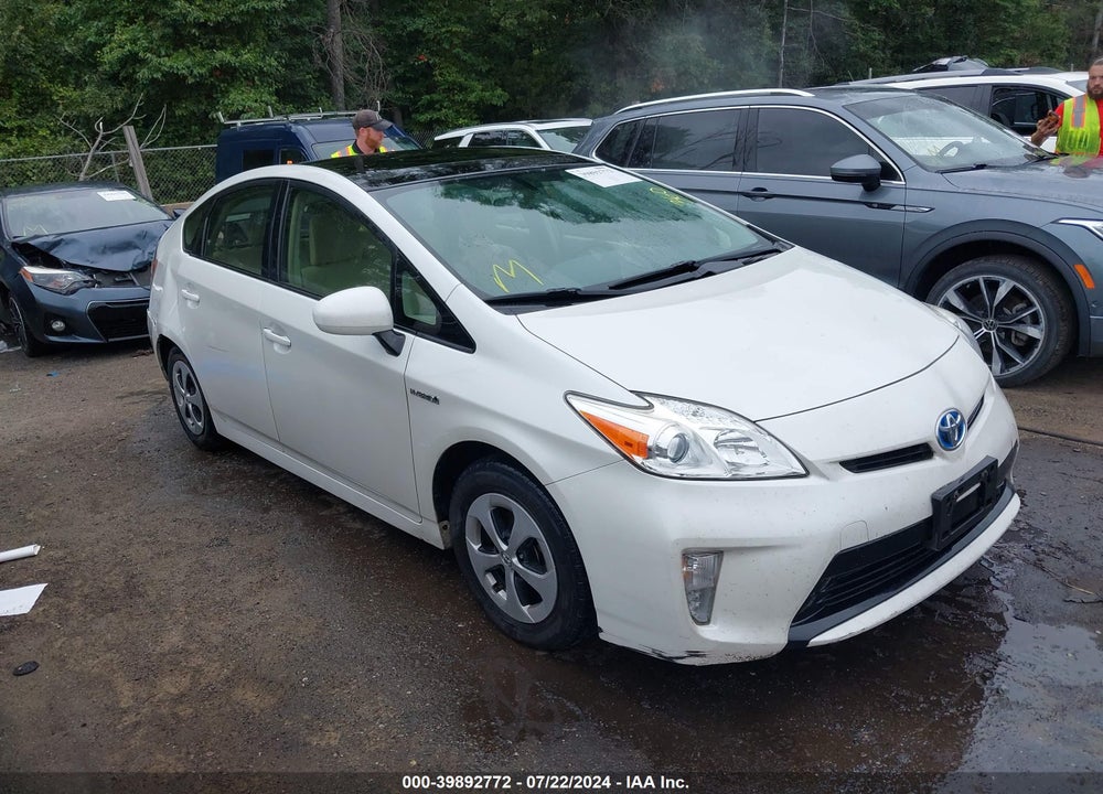 2015 TOYOTA PRIUS THREE VIN: JTDKN3DU9F0416971
