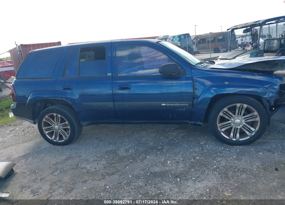 2003 CHEVROLET TRAILBLAZER LS VIN: 1GNDT13S732196787