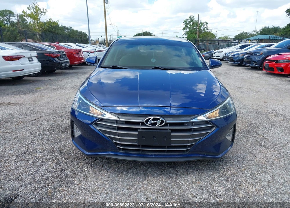 2020 HYUNDAI ELANTRA SE VIN: 5NPD74LF0LH597016