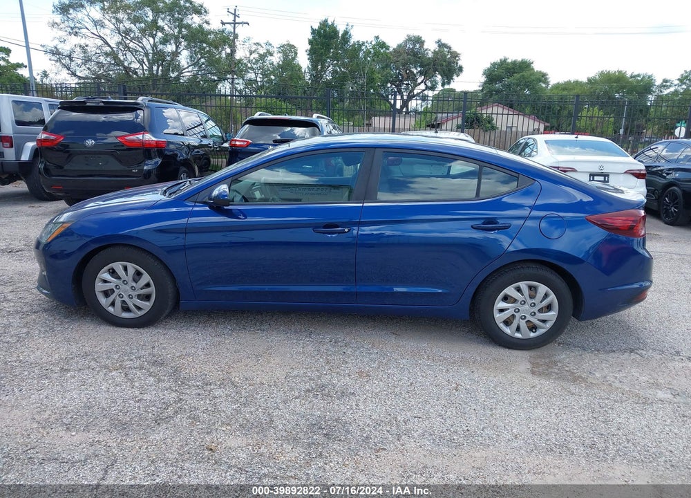 2020 HYUNDAI ELANTRA SE VIN: 5NPD74LF0LH597016