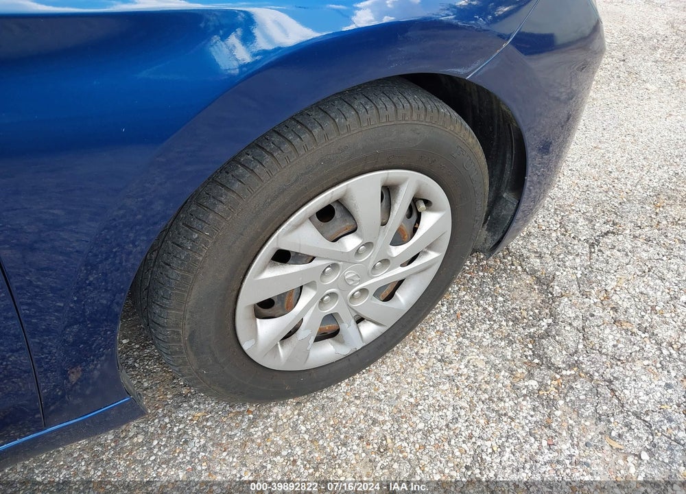 2020 HYUNDAI ELANTRA SE VIN: 5NPD74LF0LH597016