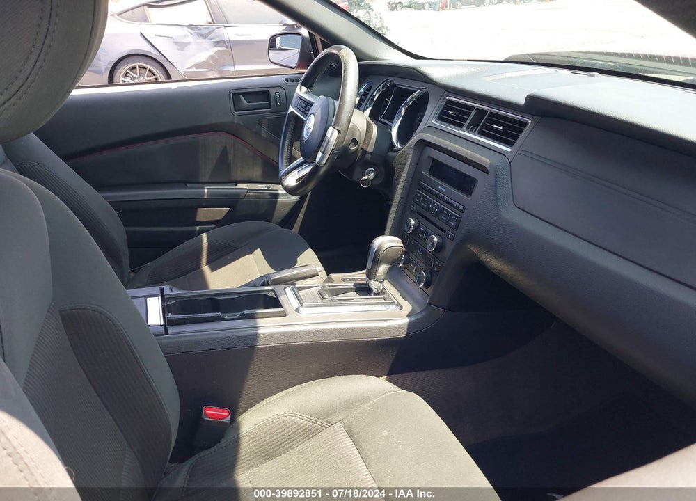 2014 FORD MUSTANG V6 VIN: 1ZVBP8EM2E5213246
