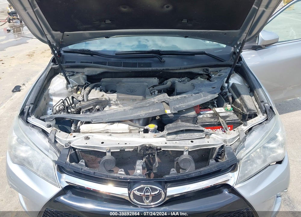 2015 TOYOTA CAMRY SE VIN: 4T1BF1FK8FU110569