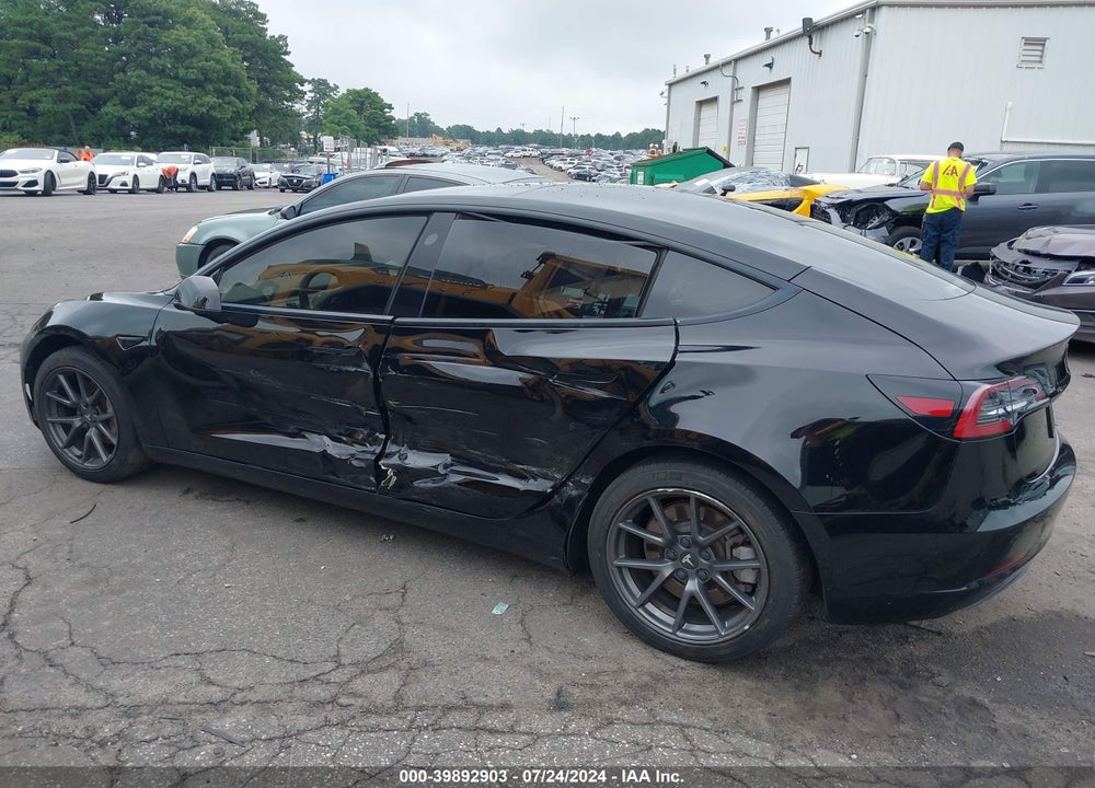 2021 TESLA MODEL 3 STANDARD RANGE PLUS REAR-WHEEL DRIVE VIN: 5YJ3E1EAXMF911322
