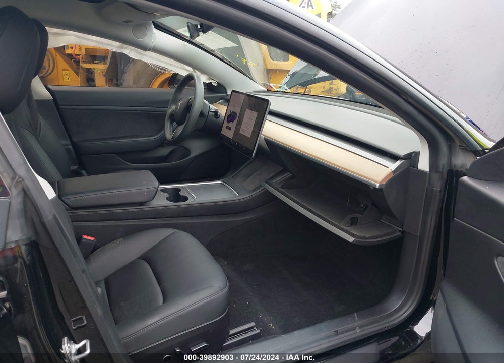 2021 TESLA MODEL 3 STANDARD RANGE PLUS REAR-WHEEL DRIVE VIN: 5YJ3E1EAXMF911322