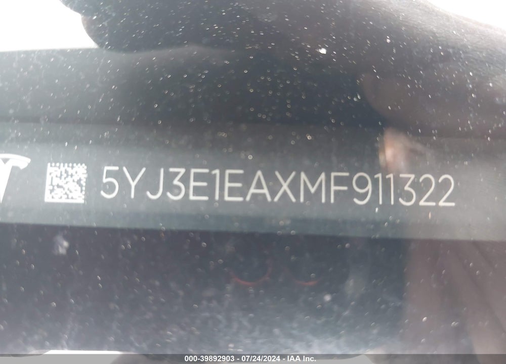 2021 TESLA MODEL 3 STANDARD RANGE PLUS REAR-WHEEL DRIVE VIN: 5YJ3E1EAXMF911322
