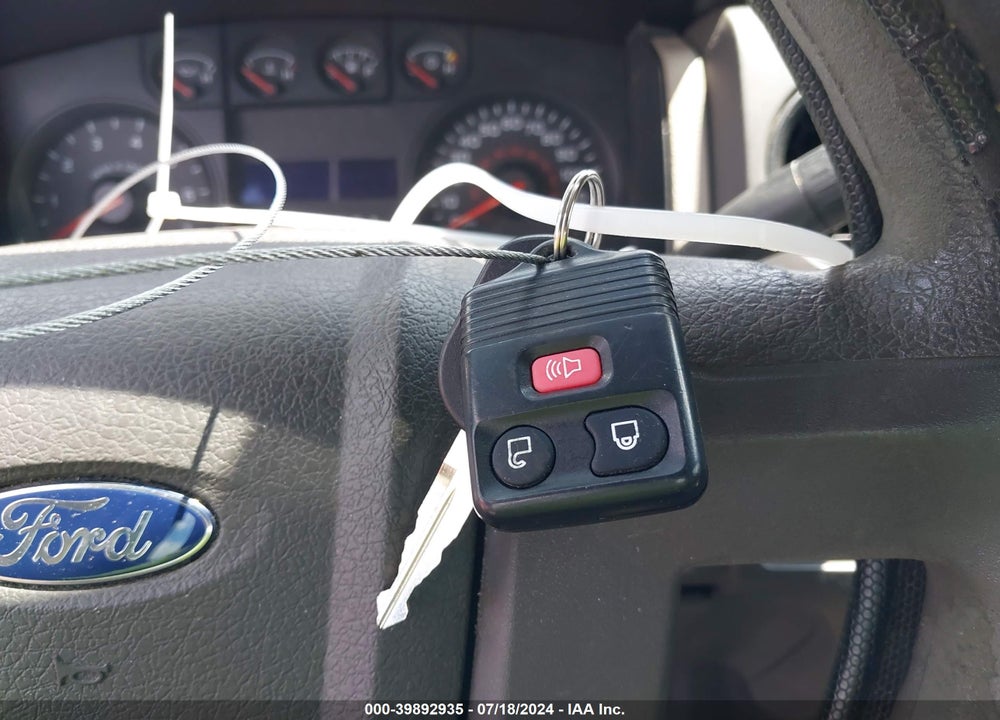 2009 FORD F-150 STX/XL VIN: 1FTRX12W09FB30896
