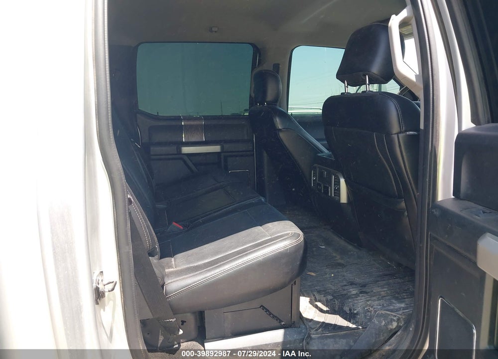 2018 FORD F-250 LARIAT VIN: 1FT7W2B68JEB50307