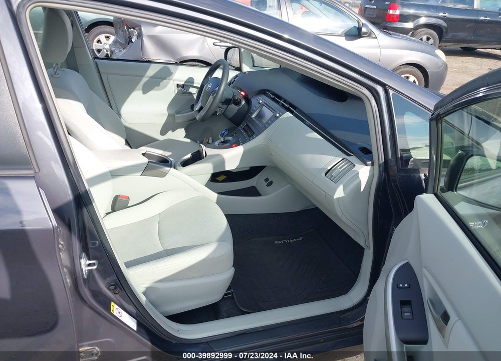 2014 TOYOTA PRIUS TWO VIN: JTDKN3DU7E1755091