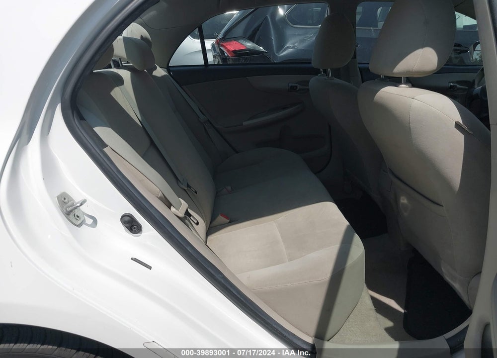 2011 TOYOTA COROLLA LE VIN: 2T1BU4EE6BC556900