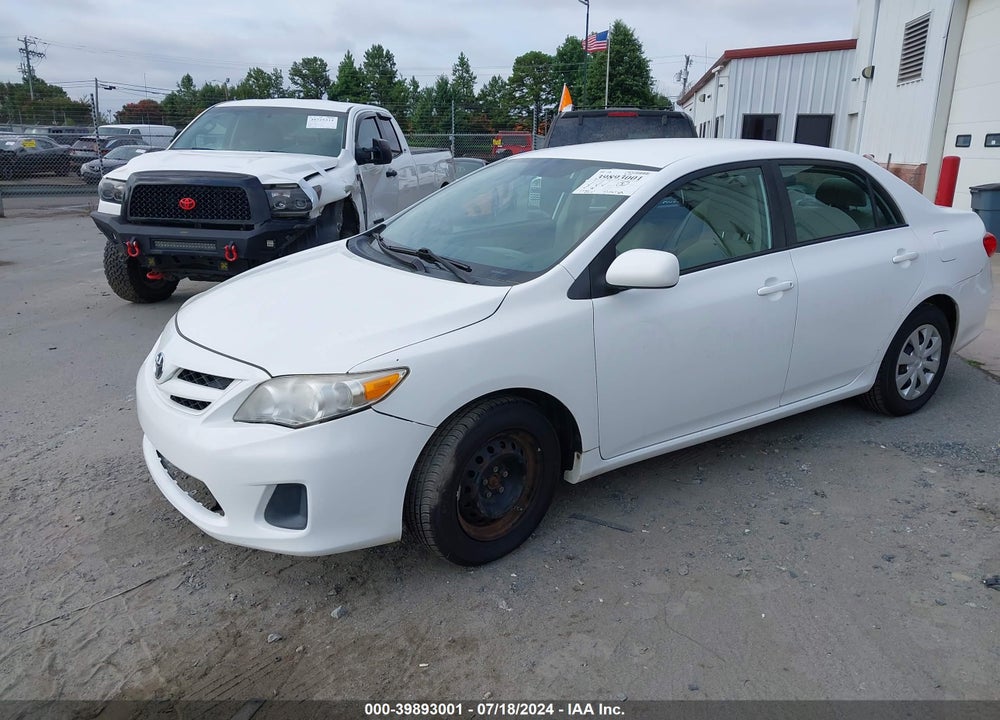 2011 TOYOTA COROLLA LE VIN: 2T1BU4EE6BC556900