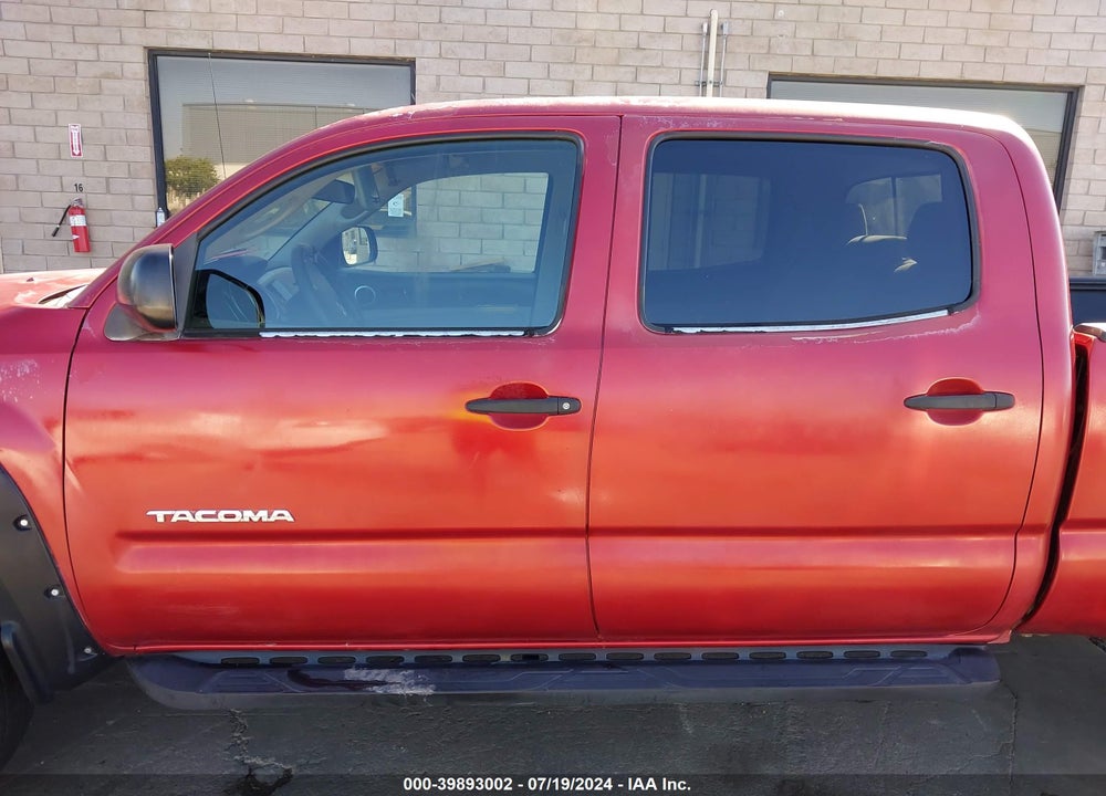 2005 TOYOTA TACOMA PRERUNNER V6 VIN: 5TEKU72N15Z028444