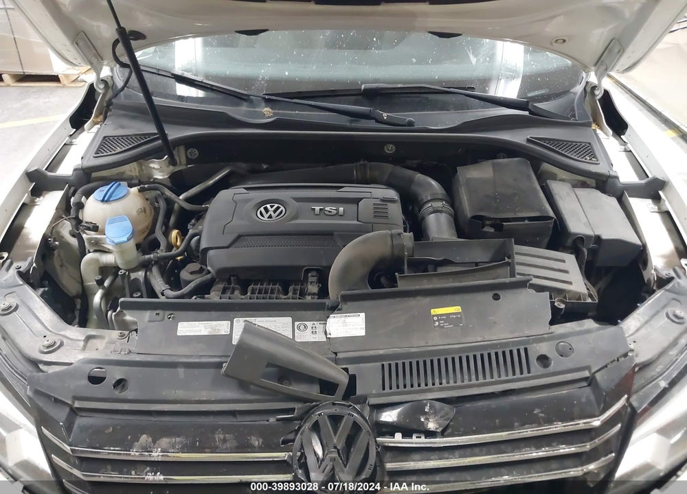 2015 VOLKSWAGEN PASSAT 1.8T SPORT VIN: 1VWBT7A30FC072239